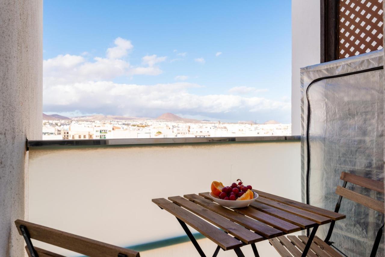 Fee4Me: First Line Luxury Apartment Arrecife  Eksteriør bilde