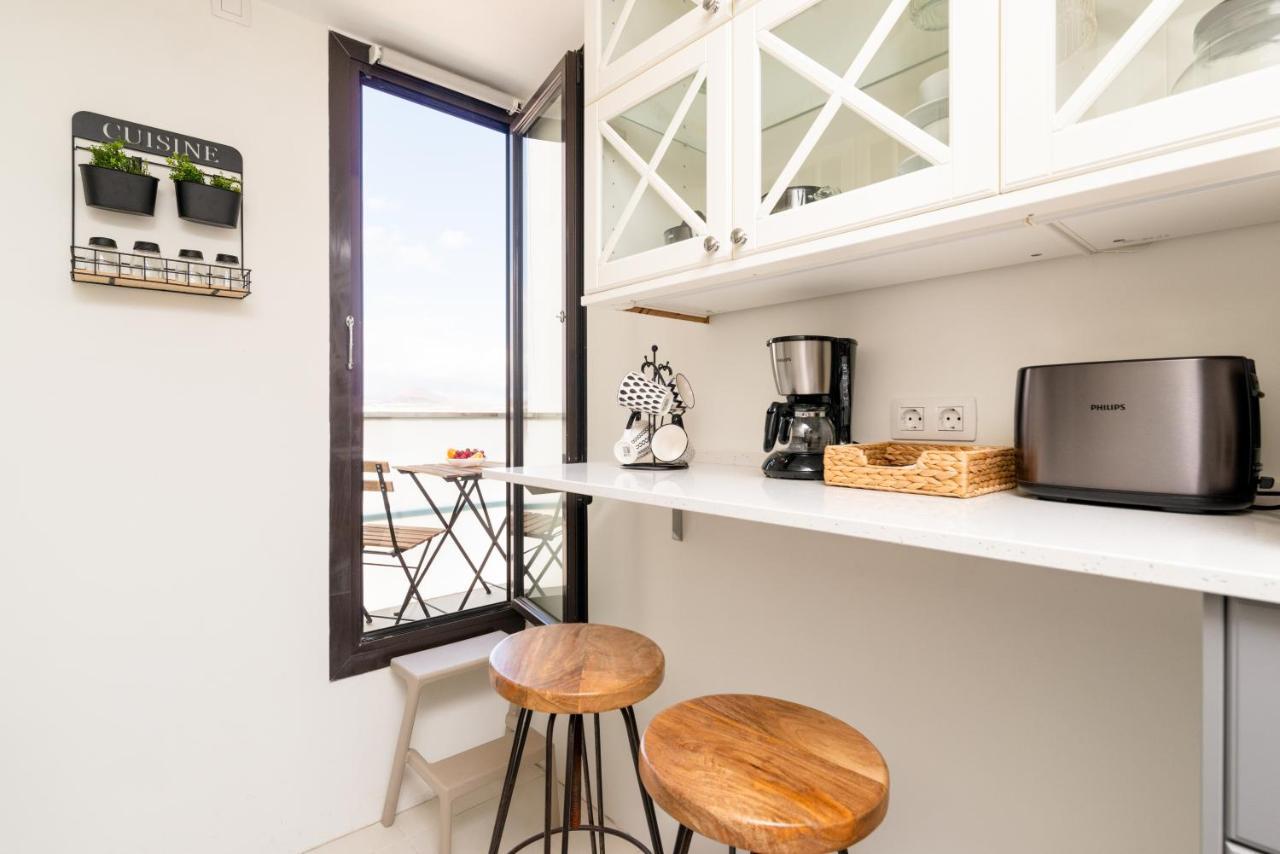 Fee4Me: First Line Luxury Apartment Arrecife  Eksteriør bilde